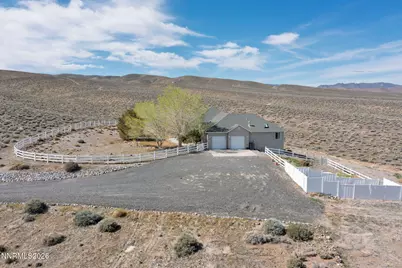 1935 Alta Vista Way, Fernley, NV 89408 - Photo 4