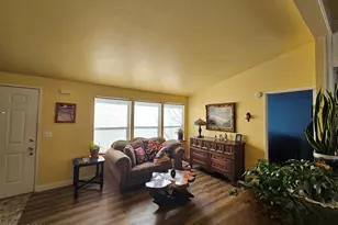 118 Mark St, Gardnerville, NV 89410 - Photo 4