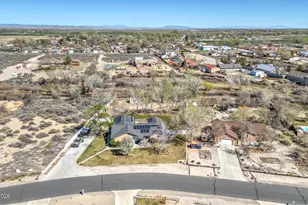 1400 Golden Park Way, Fallon, NV 89406 - Photo 6