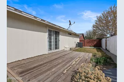 719 Palmwood Drive, Sparks, NV 89434 - Photo 36