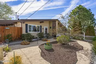 13721 Mt Whitney St, Reno, NV 89506 - Photo 2