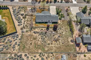 1326 S Santa Barbara Dr, Minden, NV 89423 - Photo 26