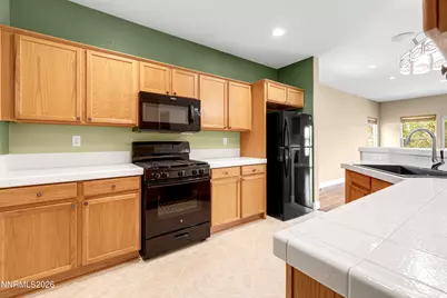 5582 Knoll View Way, Sparks, NV 89436 - Photo 14