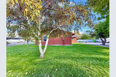308 E 2nd Street, Battle Mountain, NV 89820 - Photo 8