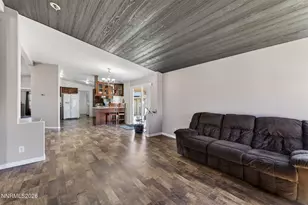 6980 Pontiac Dr, Reno, NV 89506 - Photo 12