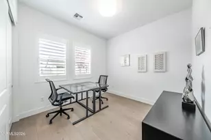 2316 Hammer Fls Dr, Reno, NV 89521 - Photo 32