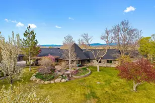 951 Riverview Dr, Gardnerville, NV 89460 - Photo 48