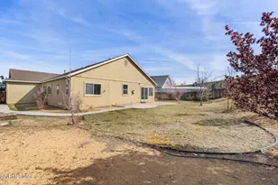 7593 Gold Dr, Reno, NV 89506 - Photo 34