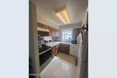 861 W Center Street, Fallon, NV 89406 - Photo 4