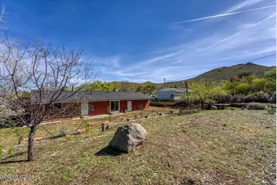 8704 Aquifer Way, Reno, NV 89506 - Photo 30