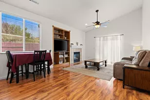 3822 Culpepper Dr, Sparks, NV 89436 - Photo 18