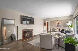 201 Sunnyside Dr, Reno, NV 89503 - Photo 10