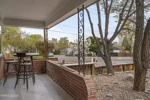 201 Sunnyside Dr, Reno, NV 89503 - Photo 6