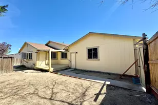 6715 Peppermint Dr, Reno, NV 89506 - Photo 2