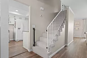 1215 Conway Ln, Reno, NV 89503 - Photo 6