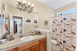 6658 Voyage Dr, Sparks, NV 89436 - Photo 24