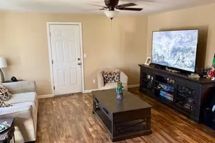 1020 Roberts St, Reno, NV 89502 - Photo 4