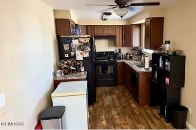 1020 Roberts Street, Reno, NV 89502 - Photo 6