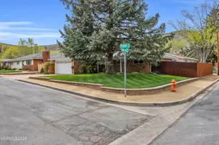 602 Poplar St, Carson City, NV 89703 - Photo 4