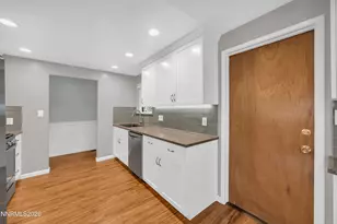602 Poplar St, Carson City, NV 89703 - Photo 8
