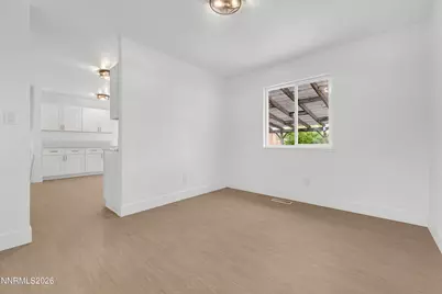 2560 Valmar Place, Reno, NV 89503 - Photo 10