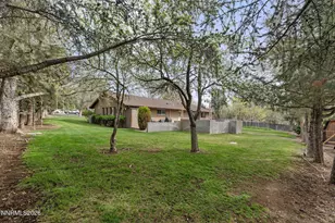 20980 Eaton Rd, Reno, NV 89521 - Photo 44