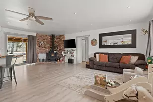 21 Van Fleet Ln, Yerington, NV 89447 - Photo 10