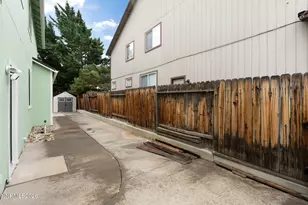 3220 Green River Dr, Reno, NV 89503 - Photo 32
