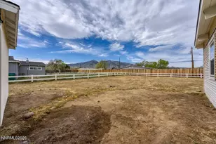 12051 Rocky Mountain St, Reno, NV 89506 - Photo 18