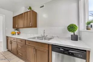 12051 Rocky Mountain St, Reno, NV 89506 - Photo 8