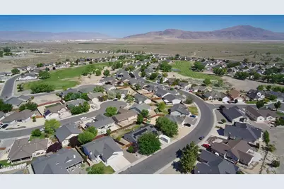 751 Divot Drive, Fernley, NV 89408 - Photo 8