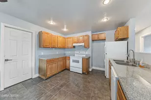 1330 Marne Dr, Reno, NV 89503 - Photo 22