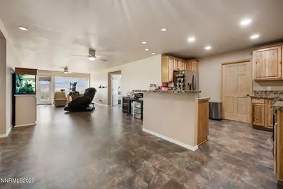 40 Flowery Avenue, Dayton, NV 89403 - Photo 4