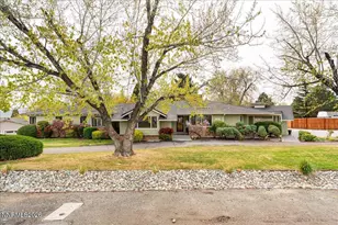 1840 Berkeley Dr, Reno, NV 89509 - Photo 2