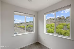 3040 Sterling Ridge Cir, Sparks, NV 89431 - Photo 2