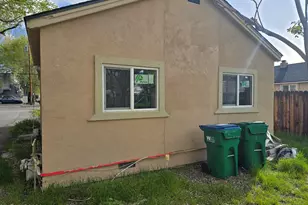 247 Linden St, Reno, NV 89502 - Photo 6