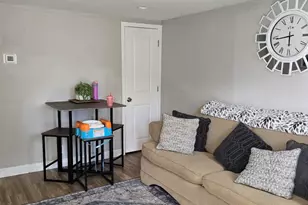 245 Linden St, Reno, NV 89502 - Photo 2