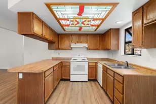 35 McLemore Ct, Sparks, NV 89441 - Photo 8