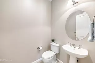 2305 Arpagos Ln, Reno, NV 89521 - Photo 30
