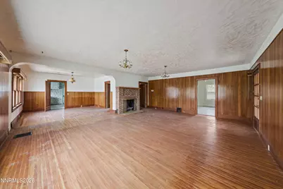 54 W 4th Street, Battle Mountain, NV 89820 - Photo 12
