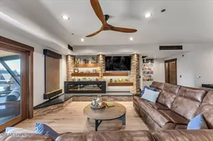 17 Beach Club Dr, Stateline, NV 89449 - Photo 10