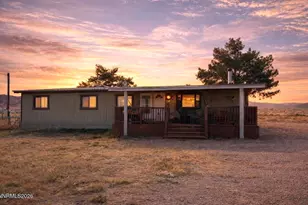 5 Rhoda Ln, Yerington, NV 89447 - Photo 2