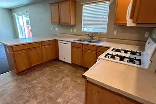 17910 Drift Creek Ct, Reno, NV 89508 - Photo 6