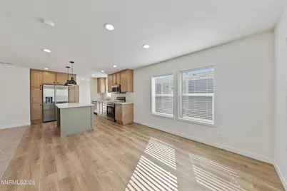 125 Fireman Row, Dayton, NV 89403 - Photo 4