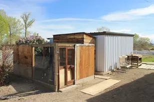 320 Reyes Way, Yerington, NV 89447 - Photo 6