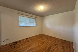 1365 Akard Dr, Reno, NV 89503 - Photo 18