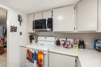 111 Vista Rafael Parkway, Reno, NV 89503 - Photo 12