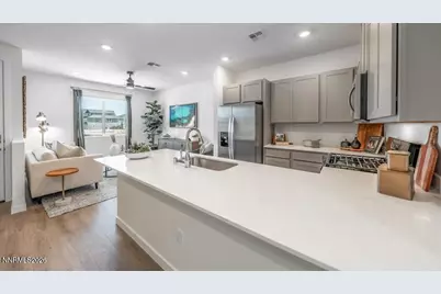1027 North Wind Drive, Carson City, NV 89701 - Photo 6