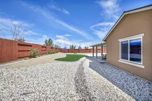 99 Rogue Rd, Dayton, NV 89403 - Photo 22