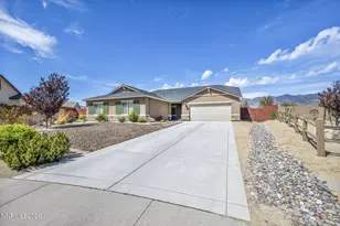 99 Rogue Rd, Dayton, NV 89403 - Photo 2